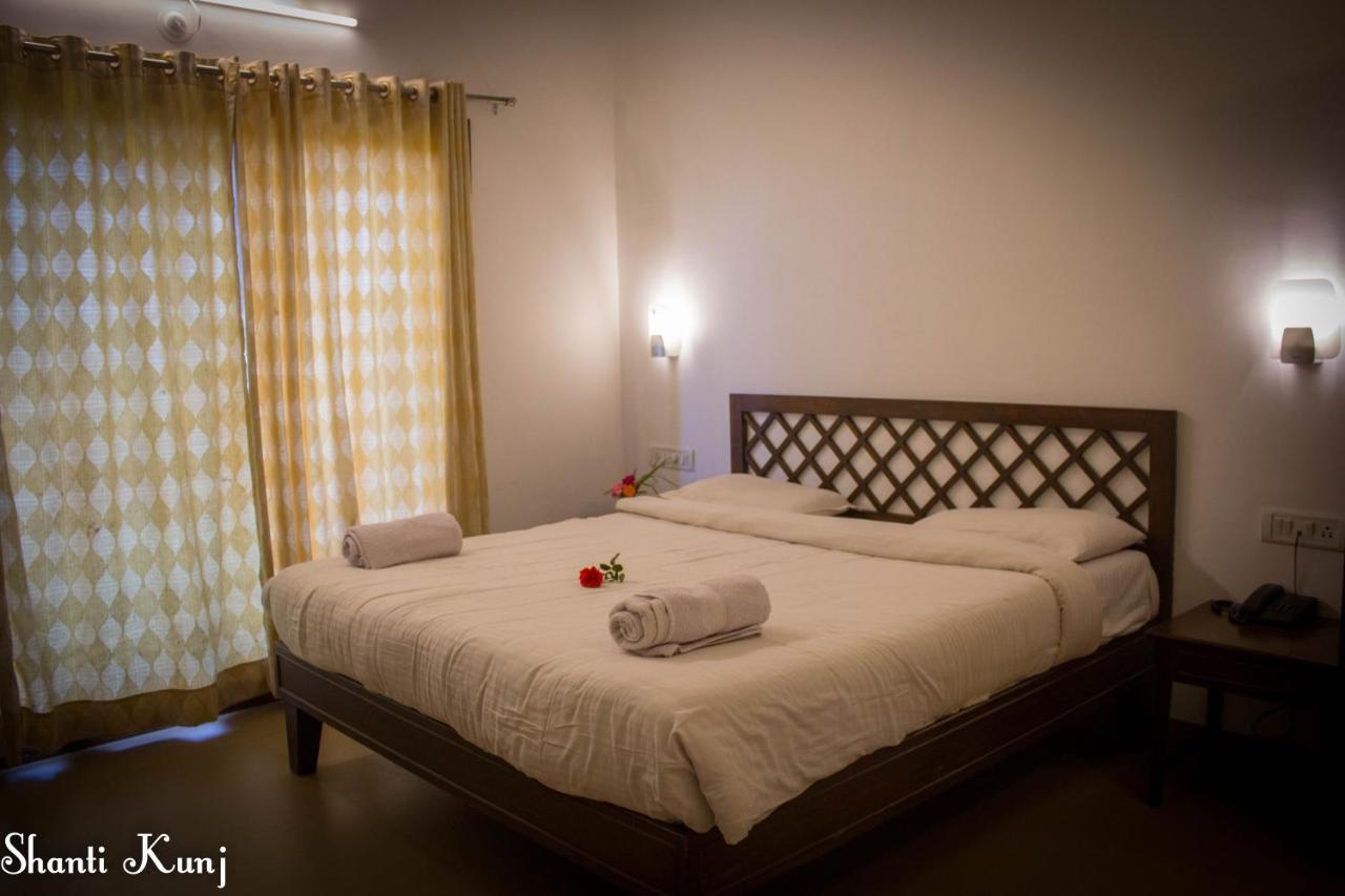 Hotel Shantikunj Villa Mahābaleshwar Εξωτερικό φωτογραφία