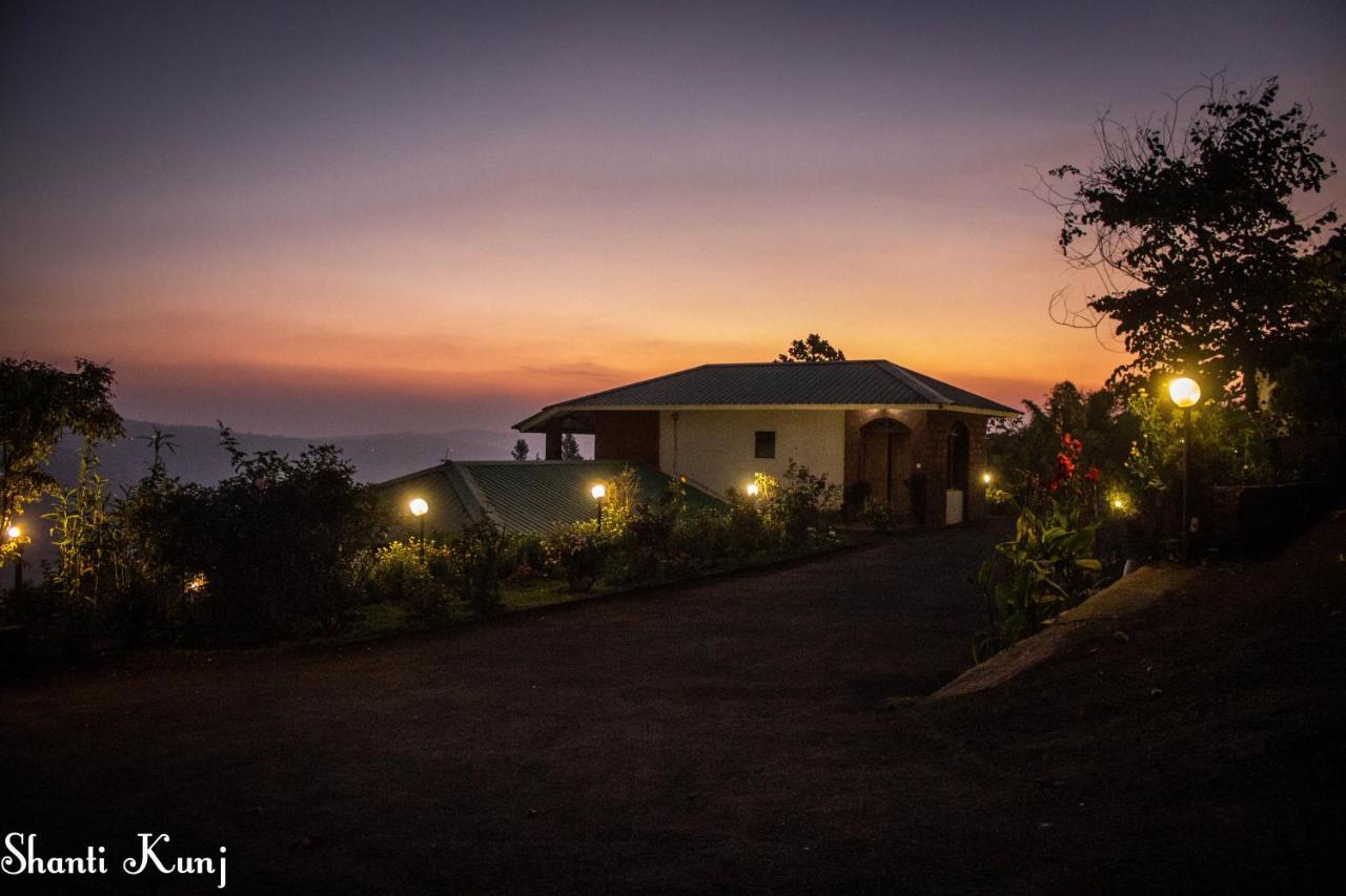 Hotel Shantikunj Villa Mahābaleshwar Εξωτερικό φωτογραφία