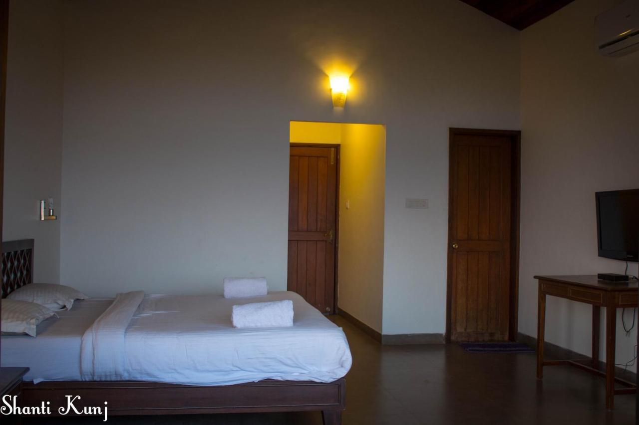 Hotel Shantikunj Villa Mahābaleshwar Εξωτερικό φωτογραφία