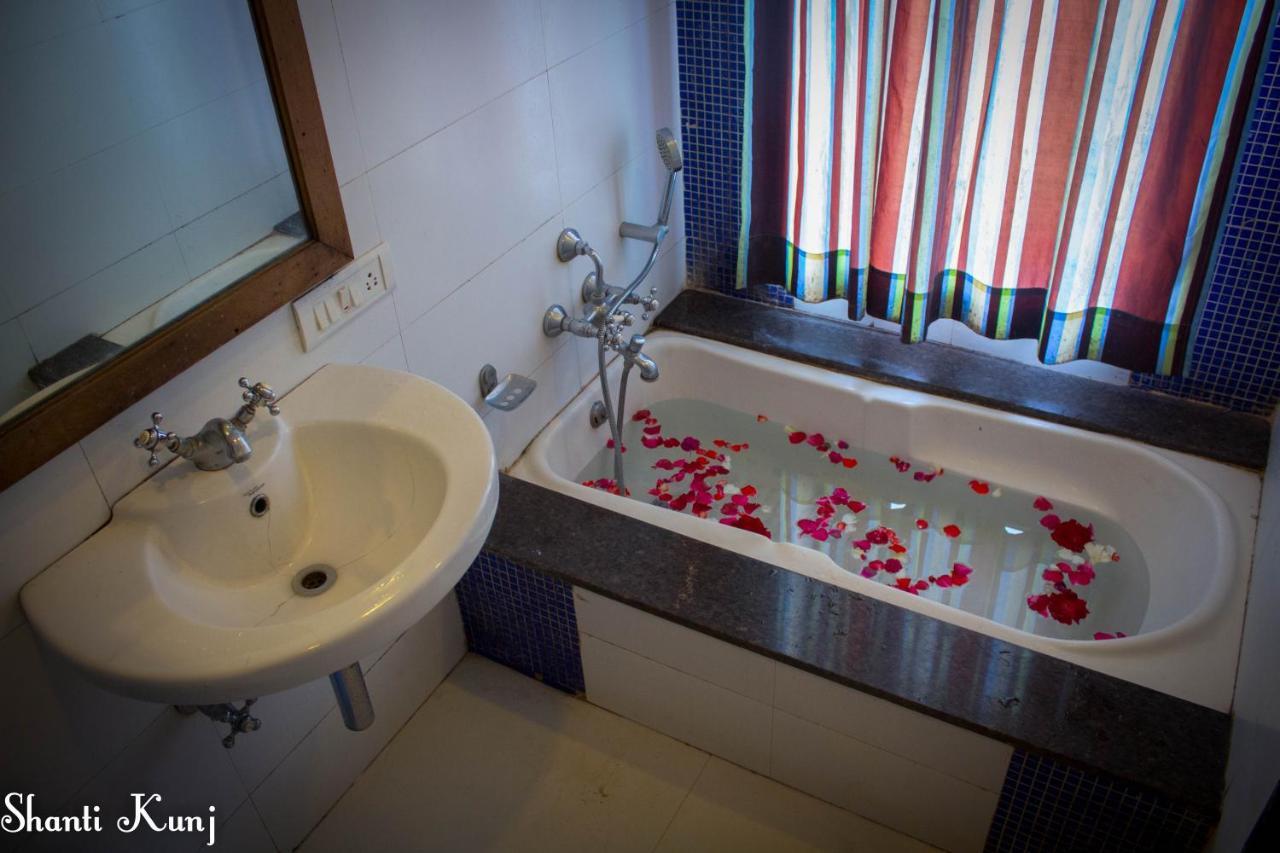 Hotel Shantikunj Villa Mahābaleshwar Εξωτερικό φωτογραφία